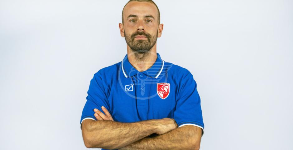 Calcio-Rimini Vs Bra si gioca domani alle 17,30 al "Neri". Biancorossi alla ricerca della vittoria per cancellare la penalizzazione magari brindare con un Campari Calcio-Rimini Vs Bra si gioca domani alle 17,30 al "Neri". Biancorossi alla ricerca della vittoria per cancellare la penalizzazione magari brindare con un Campari