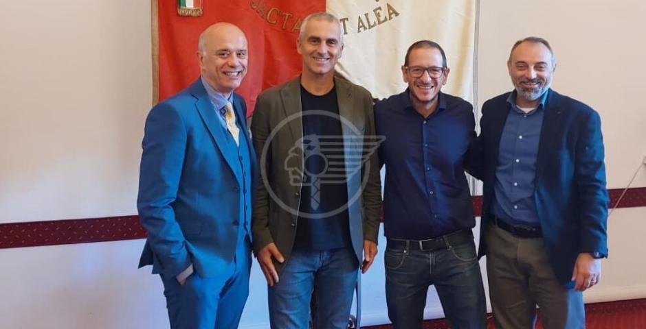 Silb incontra il sindaco Jamil: "Il mondo della notte è un pilastro del turismo e va sostenuto" Silb incontra il sindaco Jamil: "Il mondo della notte è un pilastro del turismo e va sostenuto"