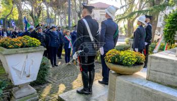 Domenica 2 novembre la cerimonia di commemorazione dei defunti. Le celebrazioni avranno inizio alle ore 14:15, davanti al Municipio Domenica 2 novembre la cerimonia di commemorazione dei defunti. Le celebrazioni avranno inizio alle ore 14:15, davanti al Municipio