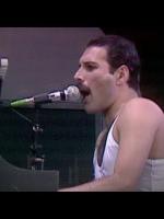 Compie 50 anni Bohemian Rhapsody. Lo riproponiamo in una versione dal Live Aid del 1985 Compie 50 anni Bohemian Rhapsody. Lo riproponiamo in una versione dal Live Aid del 1985